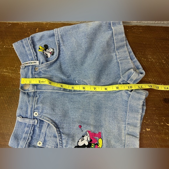 Vintage 90’s Kids Mickey & Co Embroidered Denim Shorts - 0276 - Picture 10 of 10